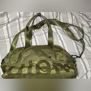 Lululemon City Adventure Duffle Bag 29L